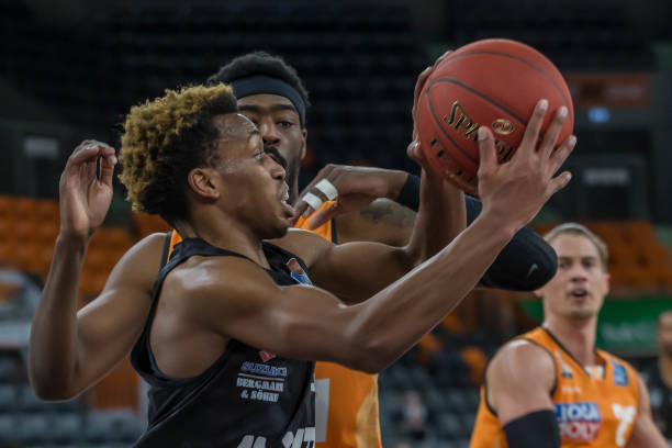 政府支持与 政府支持与