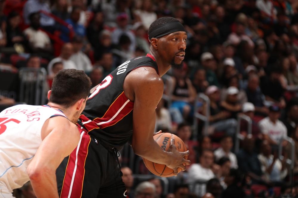 在季后赛激 在季后赛激